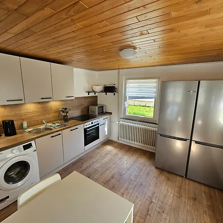 Апартаменты Sim01 Renovierte Monteurs- Und In Зиммерат