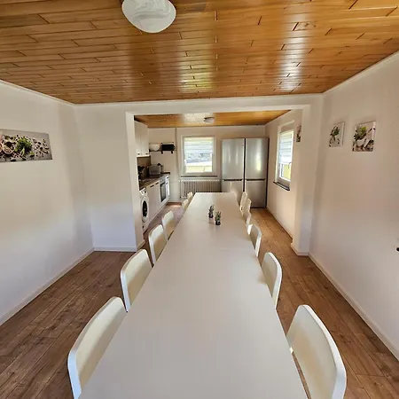 Sim01 Renovierte Monteurs- Und In Апартаменты