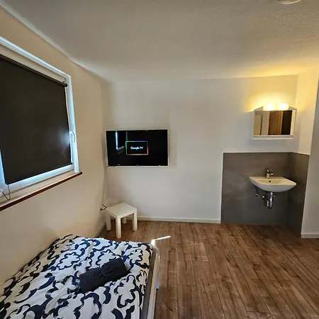 Sim01 Renovierte Monteurs- Und In Апартаменты Зиммерат