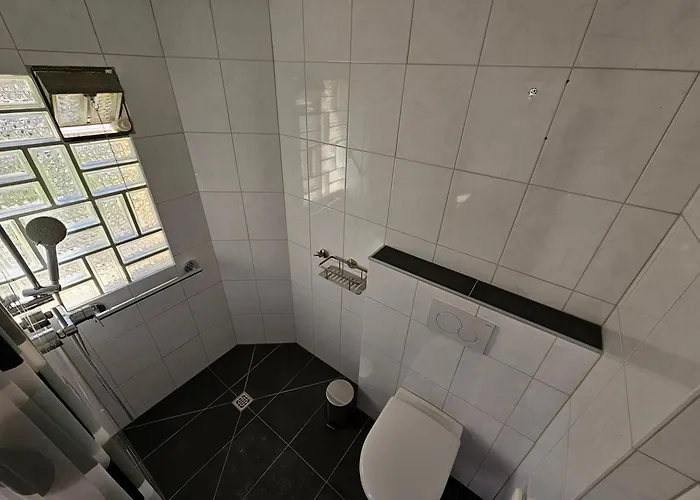 Sim01 Renovierte Monteurs- Und In * Simmerath