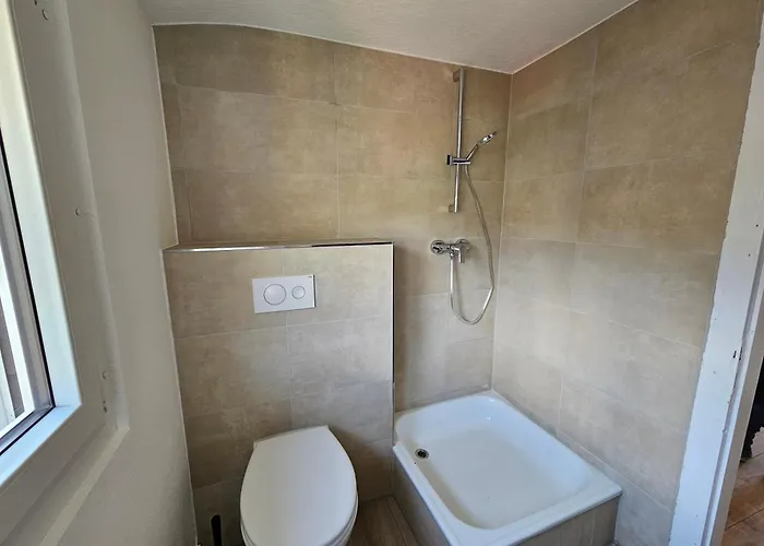 Sim01 Renovierte Monteurs- Und In Apartamento