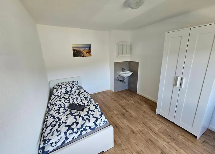 Apartamento Sim01 Renovierte Monteurs- Und In *