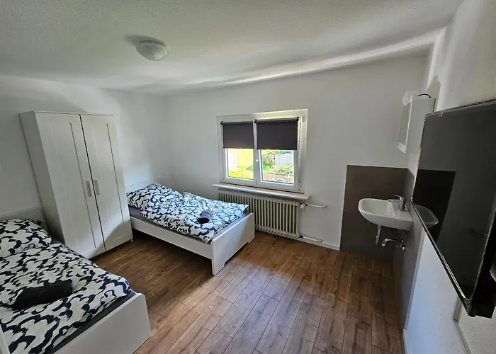 Sim01 Renovierte Monteurs- Und In Apartamento Simmerath