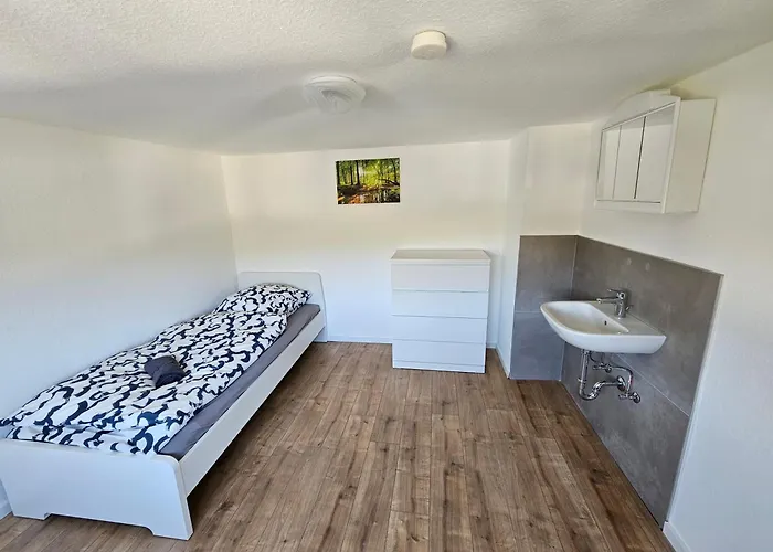 Sim01 Renovierte Monteurs- Und In Simmerath